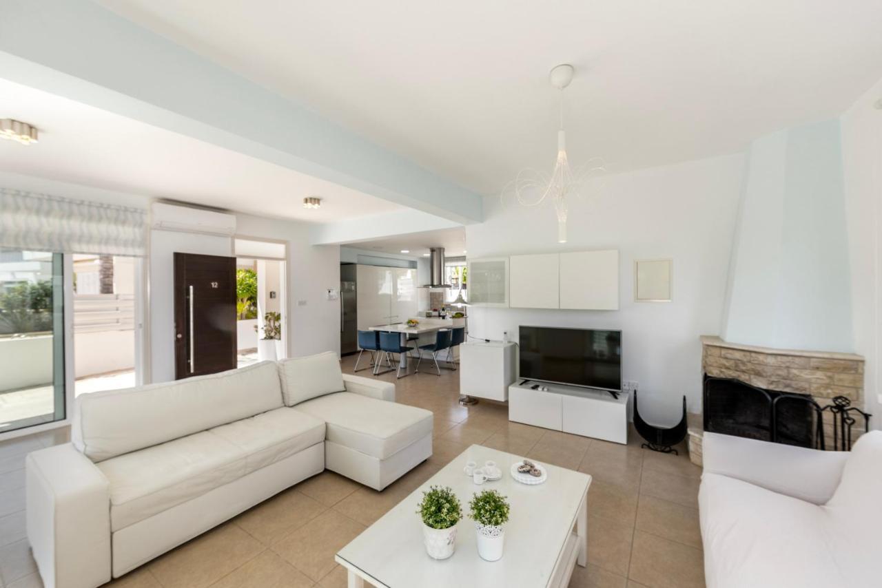 Protaras Sunrise Zen Seafront Villa Εξωτερικό φωτογραφία